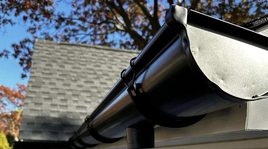 Signs You Need Gutter Cleaning in Long Island