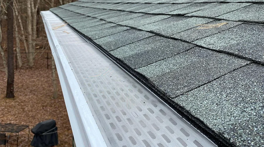 Why Choose Payless Roofing for Gutters in Long Island?